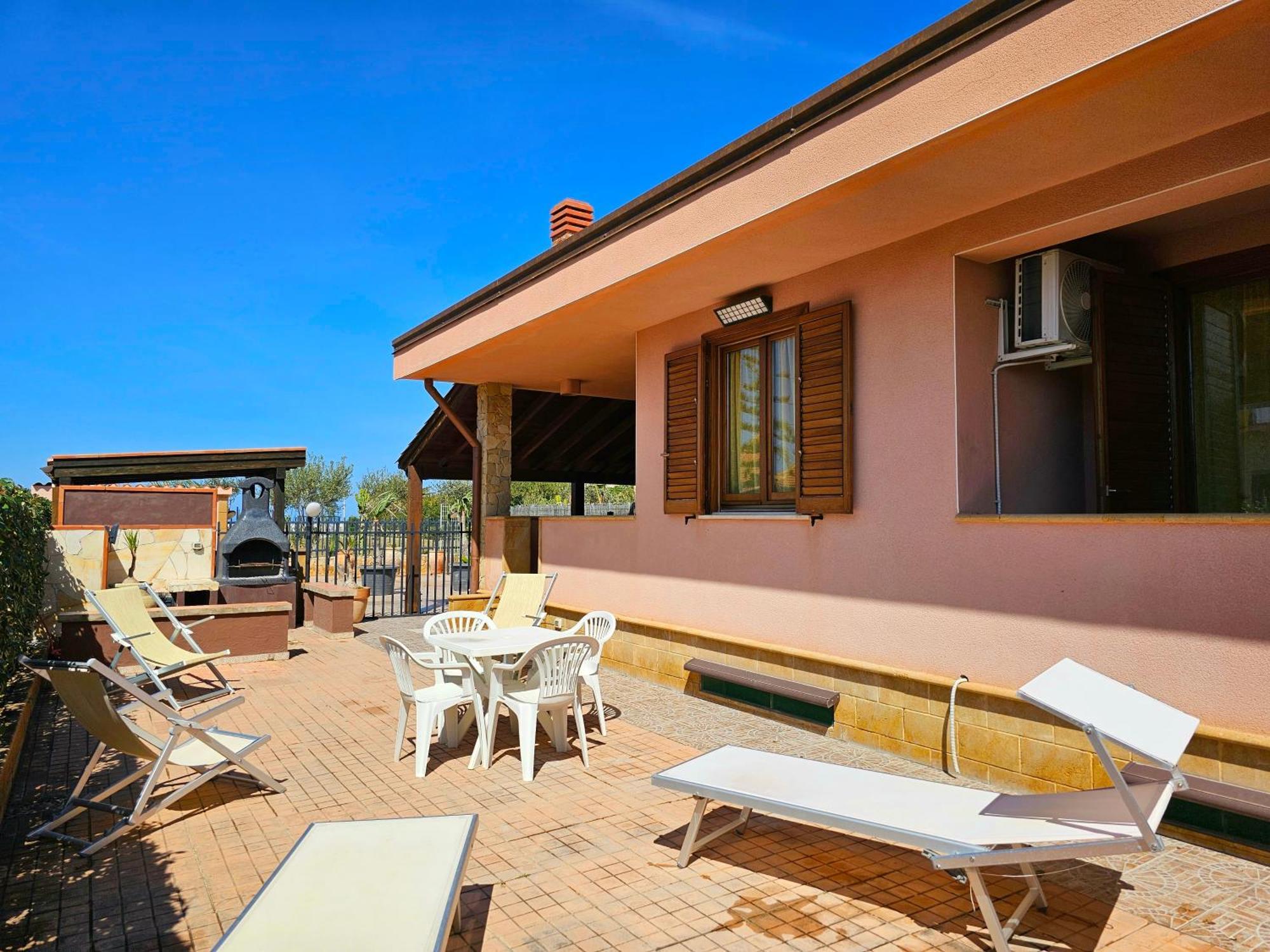 Costa Mediterranea Holiday Homes Campofelice Di Roccella Extérieur photo