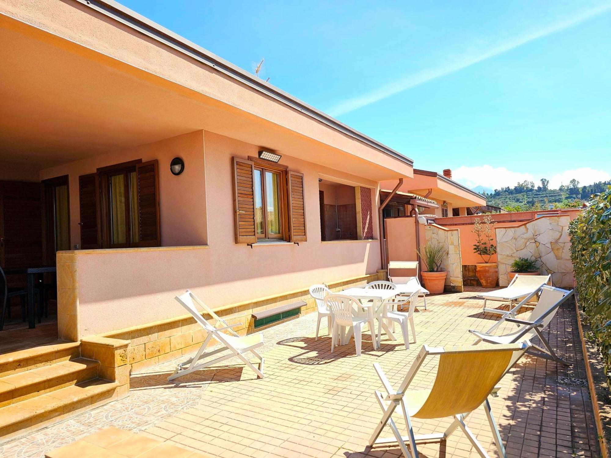 Costa Mediterranea Holiday Homes Campofelice Di Roccella Extérieur photo