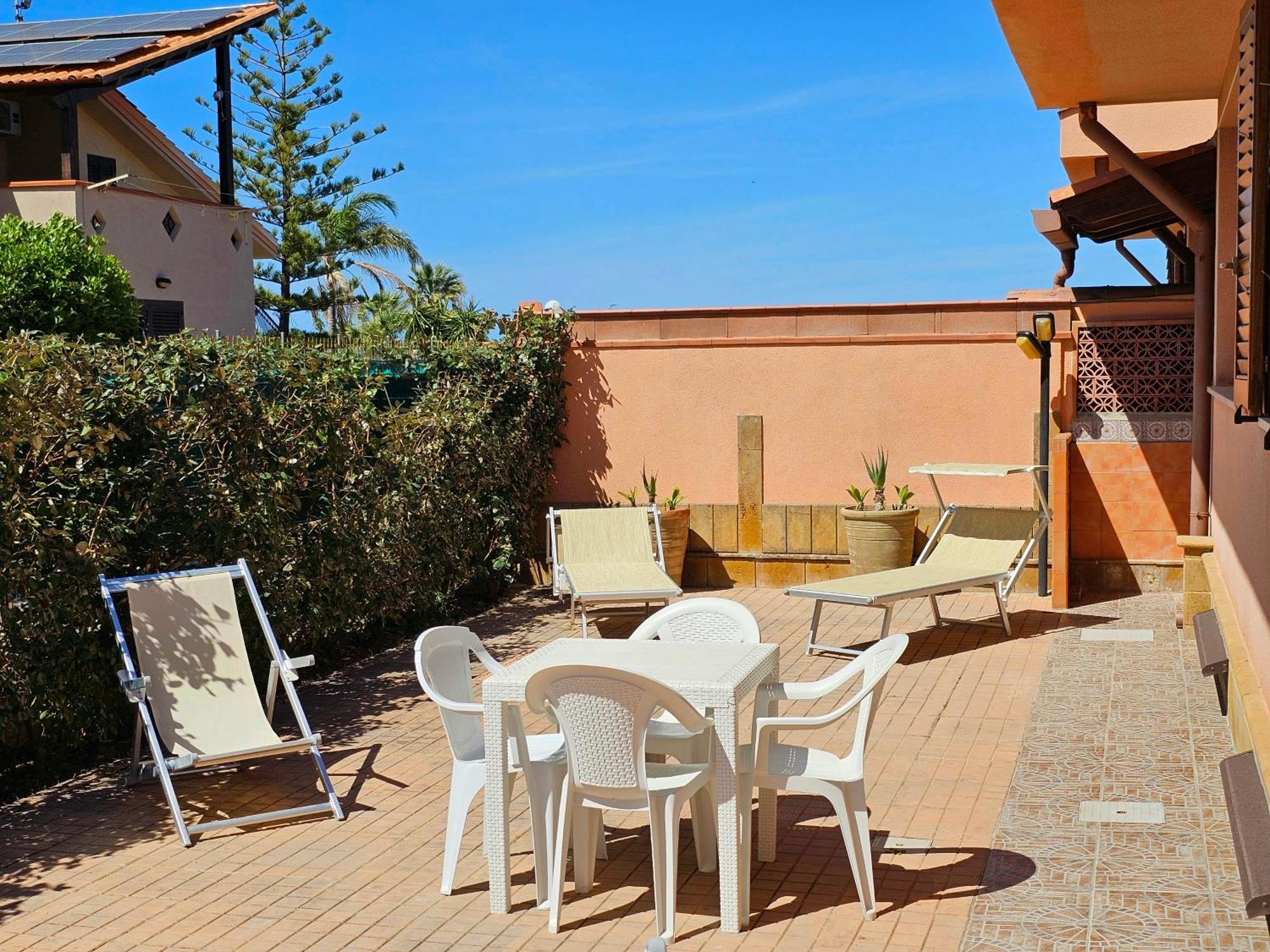 Costa Mediterranea Holiday Homes Campofelice Di Roccella Chambre photo