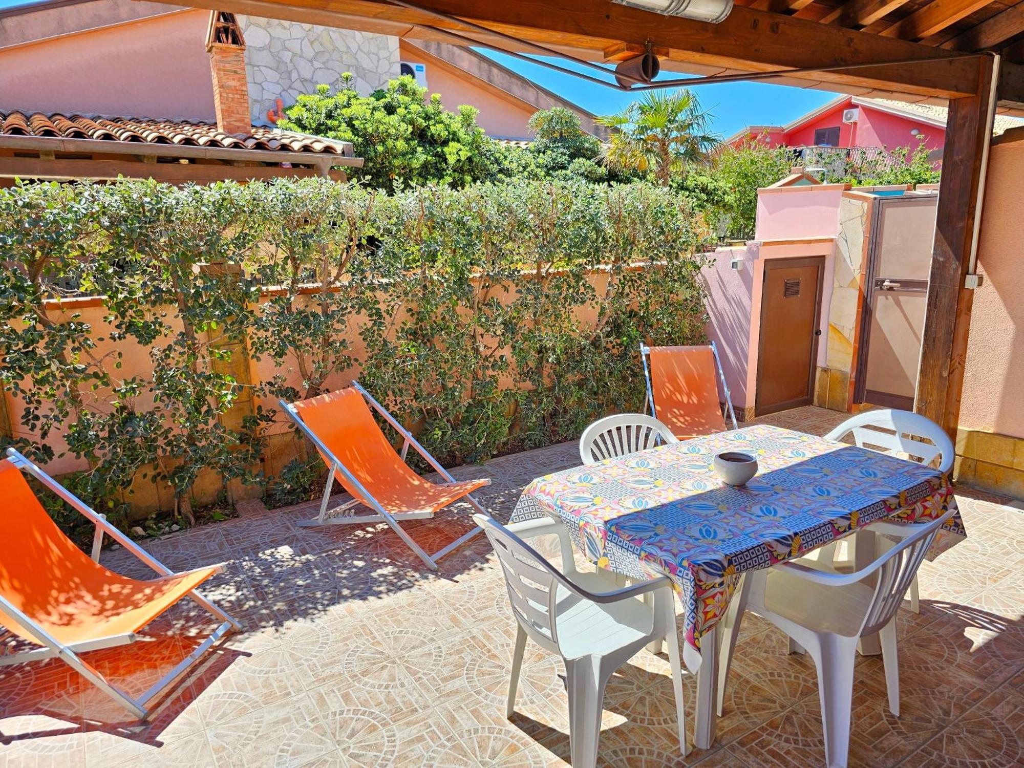Costa Mediterranea Holiday Homes Campofelice Di Roccella Chambre photo