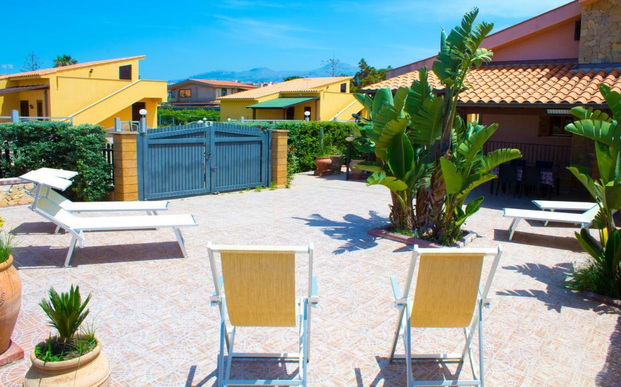 Costa Mediterranea Holiday Homes Campofelice Di Roccella Extérieur photo